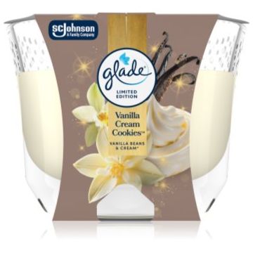 GLADE Vanilla Cream Cookies lumânare parfumată