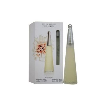 Issey Miyake L`eau D`Issey Set cadou pentru femei Volum EDT 50 ml + 50 ml loțiune de corp + 50 ml gel de duș