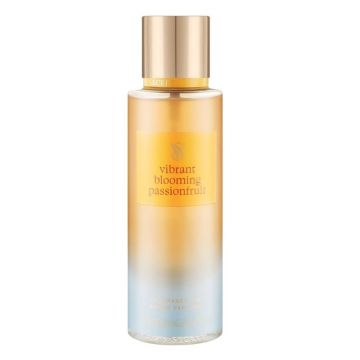 Victoria`s Secret Vibrant Blooming Passionfruit Spray de corp pentru femei Volum 250 ml