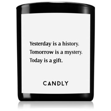 Candly & Co. Yesterday is a history lumânare parfumată